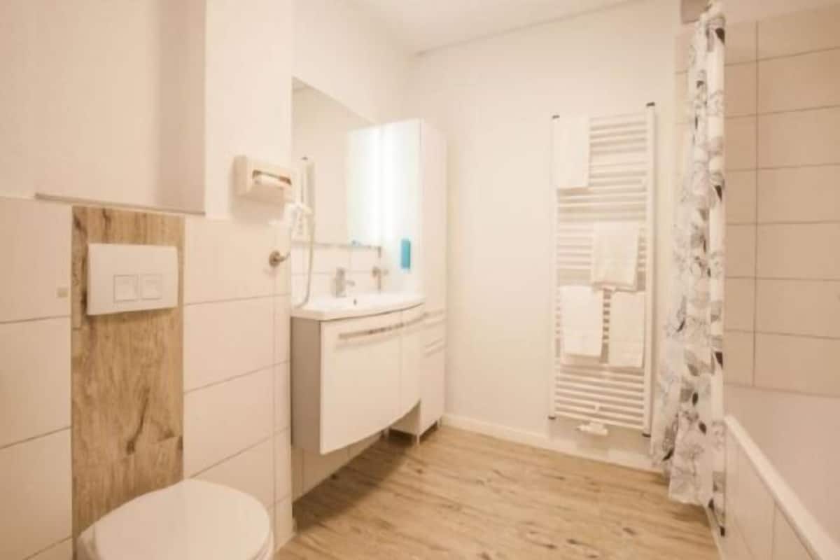 Bathroom | Free toiletries, hair dryer, towels