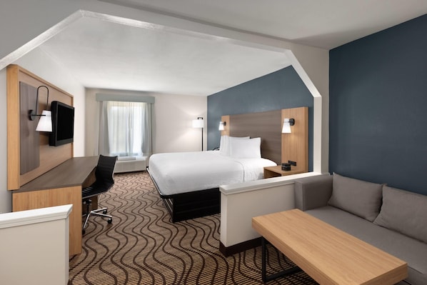 Room, 1 King Bed, Non Smoking | Premium bedding, pillowtop beds, individually decorated