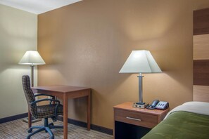 Room, 1 King Bed, Accessible, Non Smoking | Desk, iron/ironing board, free cribs/infant beds, rollaway beds