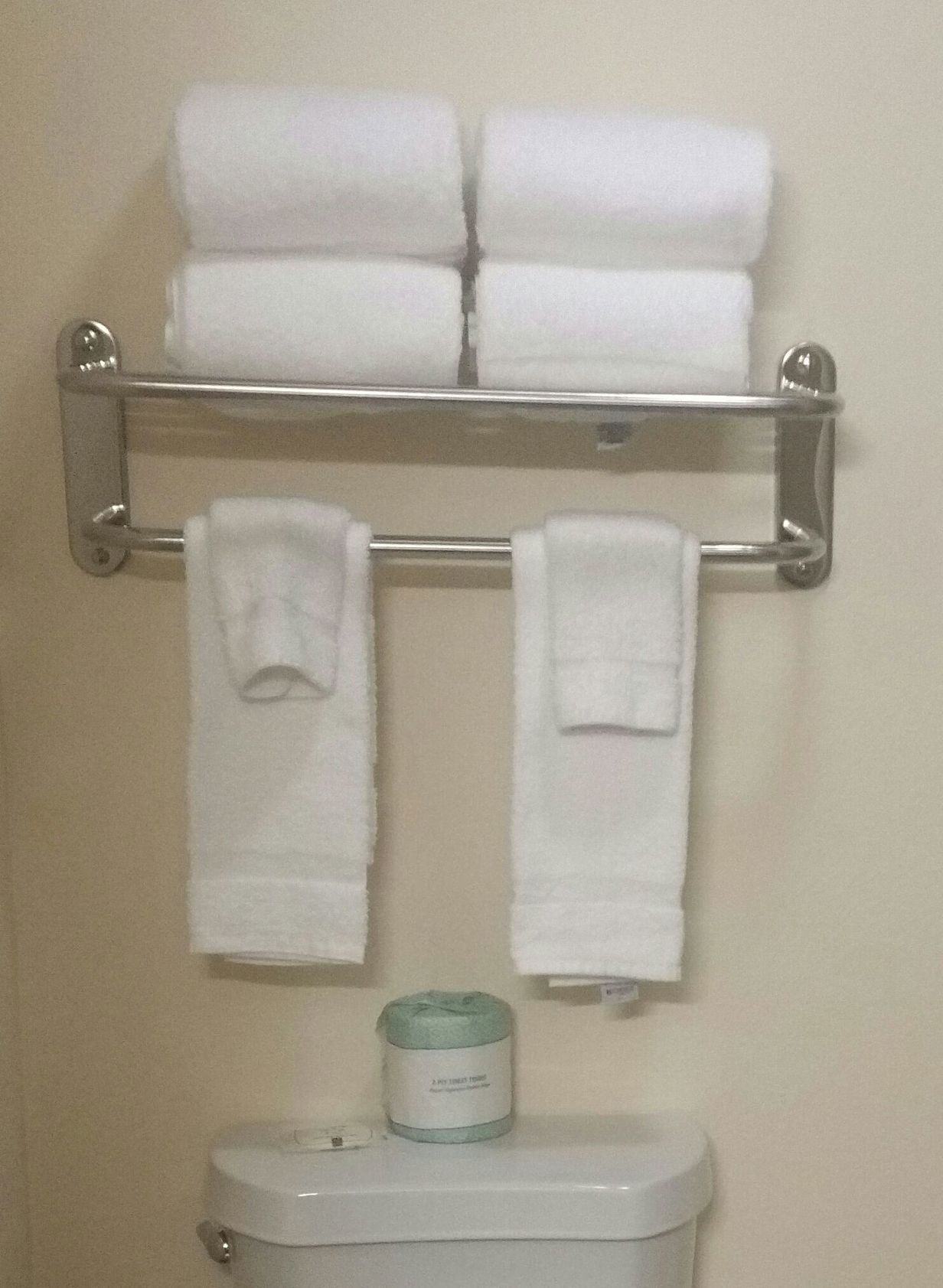 Baño | Regadera, amenidades de baño gratuitas, secadora de cabello, toallas 