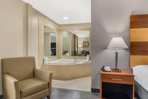 Kamer, 1 kingsize bed, niet-roken (Upgrade) | Een bureau, een strijkplank/strijkijzer, gratis babybedden