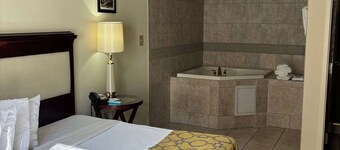 Baymont by Wyndham Johnson City