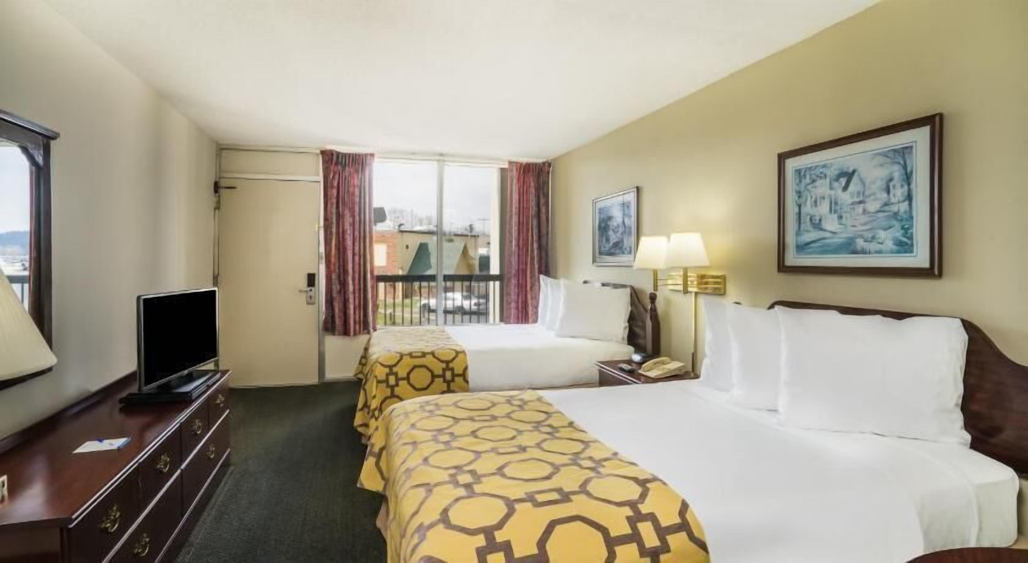 In-room safe, blackout drapes, iron/ironing board