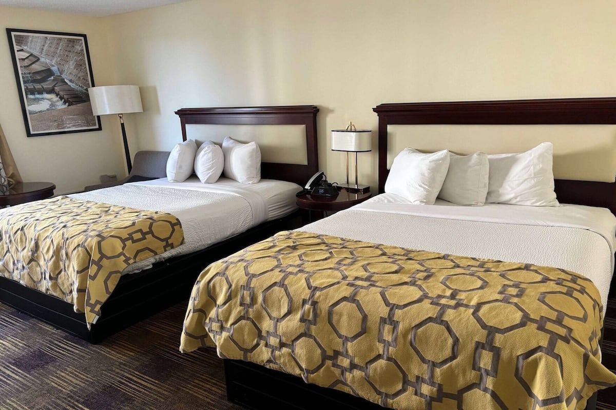 In-room safe, blackout curtains, iron/ironing board