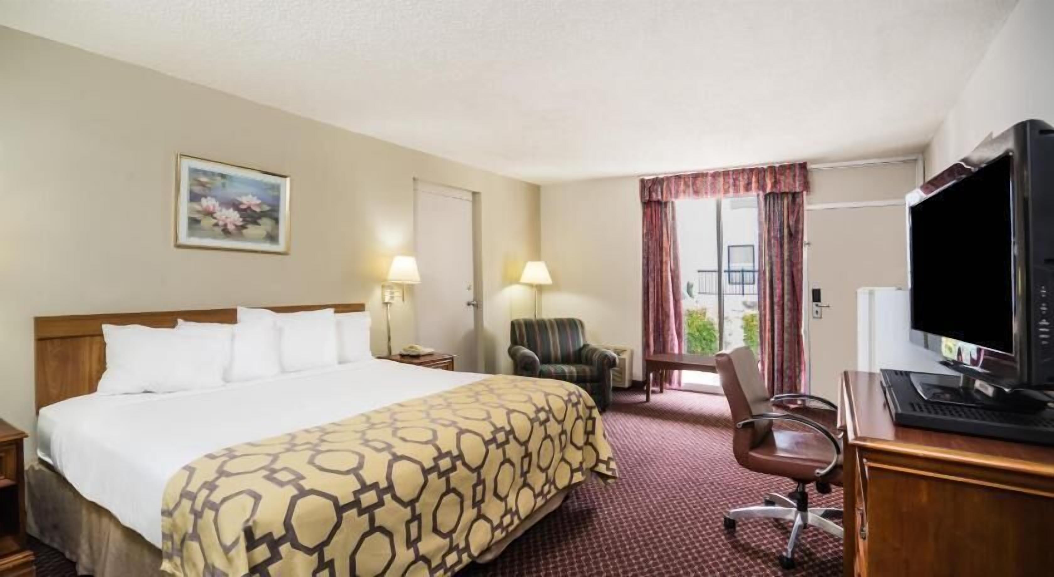 In-room safe, blackout drapes, iron/ironing board