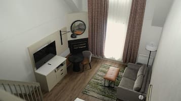 In-room safe, desk, iron/ironing board, free cots/infant beds