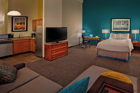 Desk, iron/ironing board, free cribs/infant beds, free WiFi. Residence Inn by Marriott Hartford Downtown