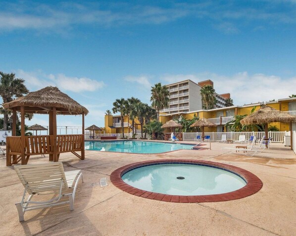 Outdoor pool, sun loungers