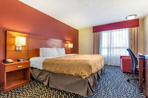 標準客房, 1 張特大雙人床, 非吸煙房 | 高級寢具、舒適加層、書桌、筆電 工作空間