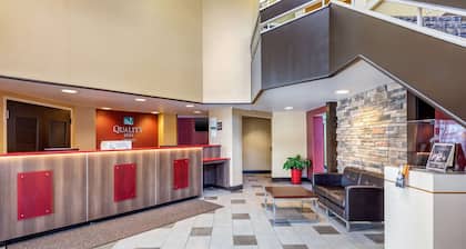 Quality Inn Falconer - Jamestown