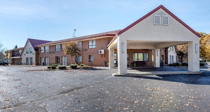 Quality Inn Falconer - Jamestown