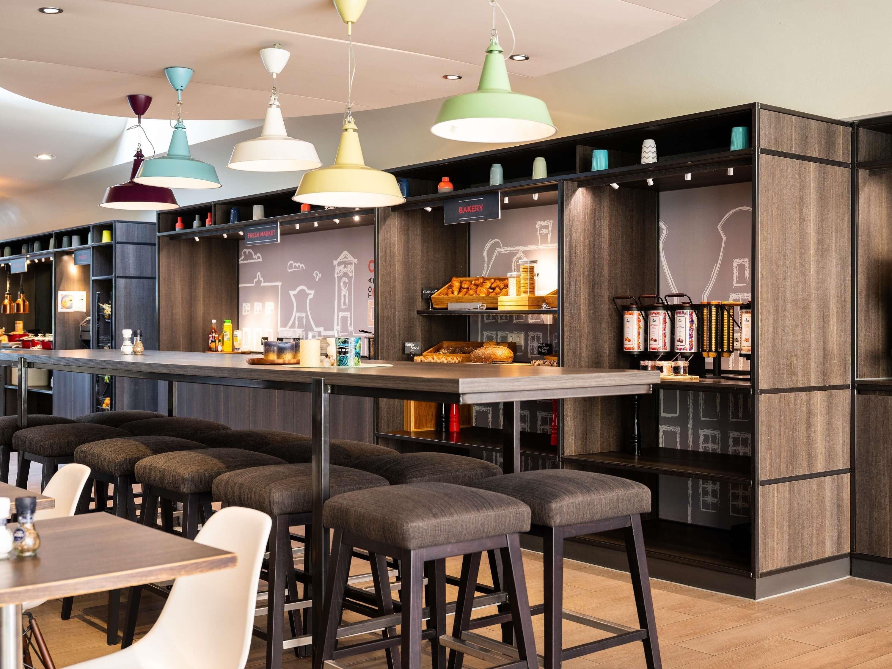 Päivittäinen buffetaamiainen (19 EUR per henkilö)