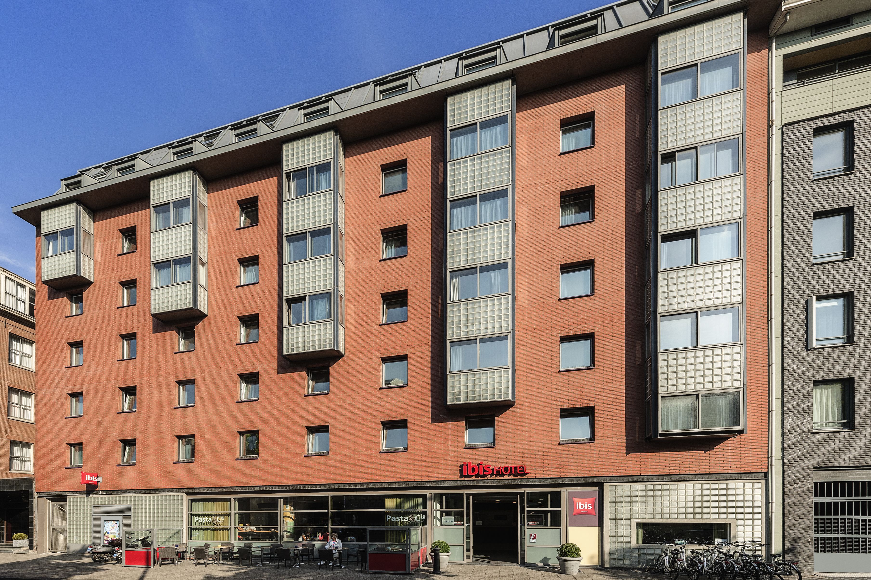 twin room, 2 single beds (new sweet bed by ibis) | property entrance