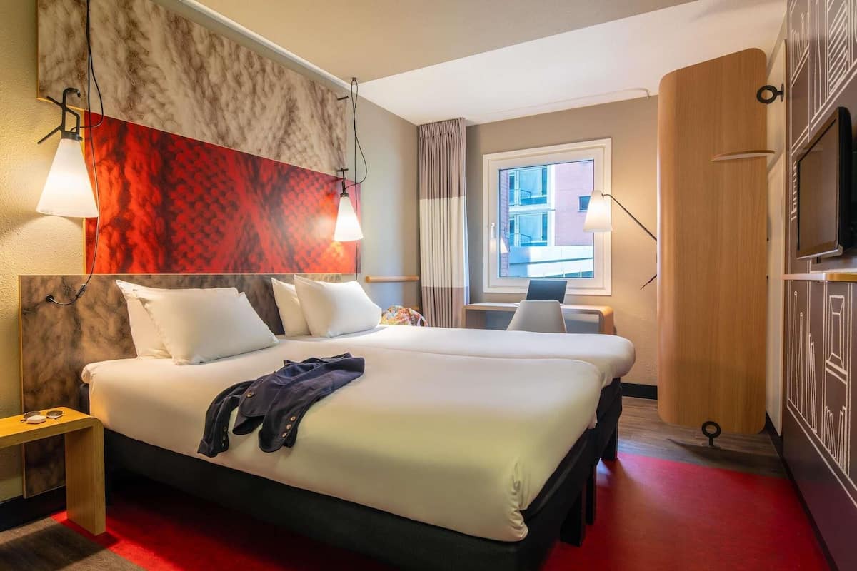 Twin Room, 2 Single Beds (NEW SWEET BED BY IBIS)