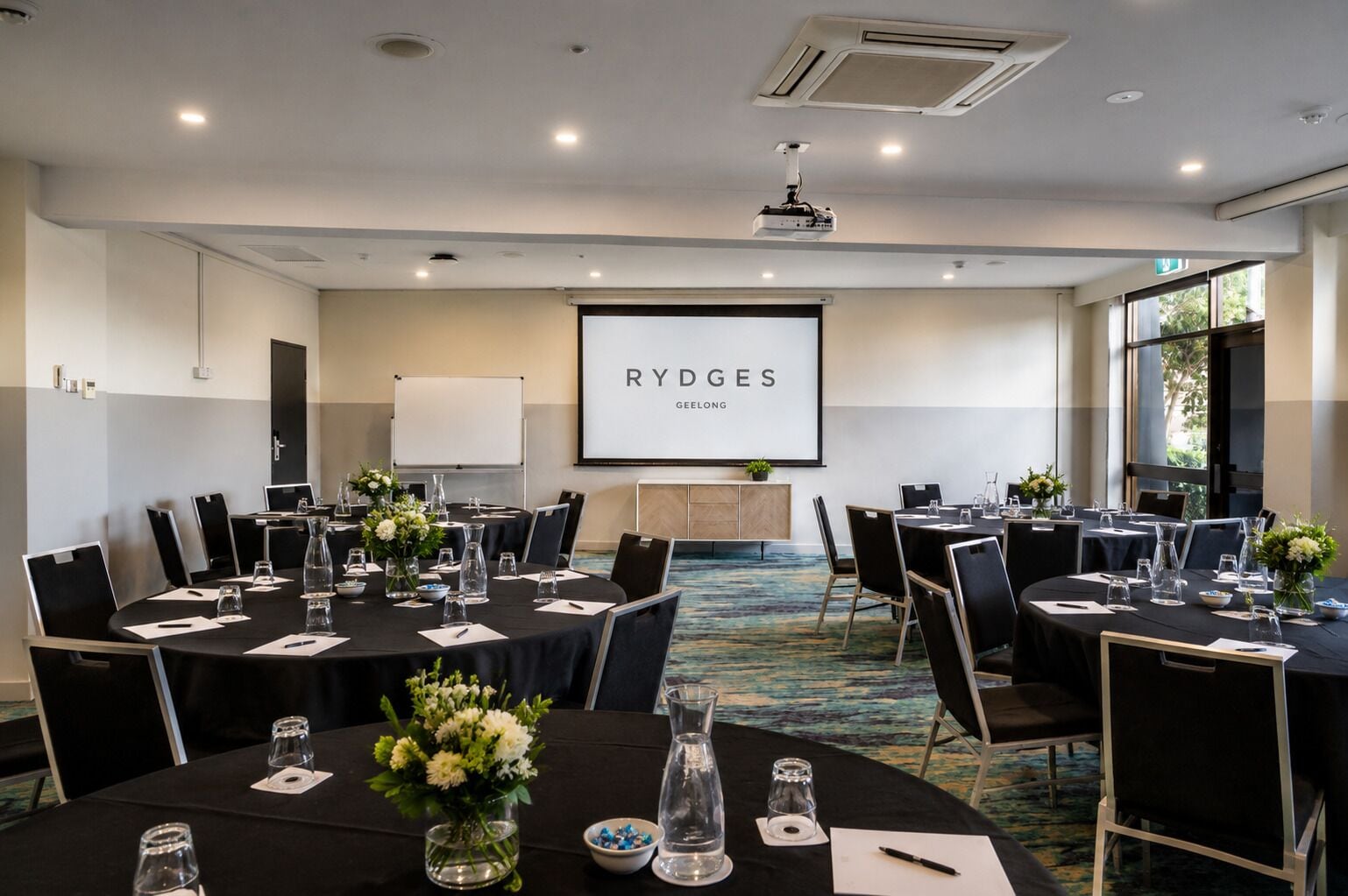 Photo - Rydges Geelong
