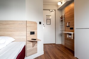 Good Morning Triple Room | 1 Schlafzimmer, Schreibtisch, Verdunkelungsvorhänge