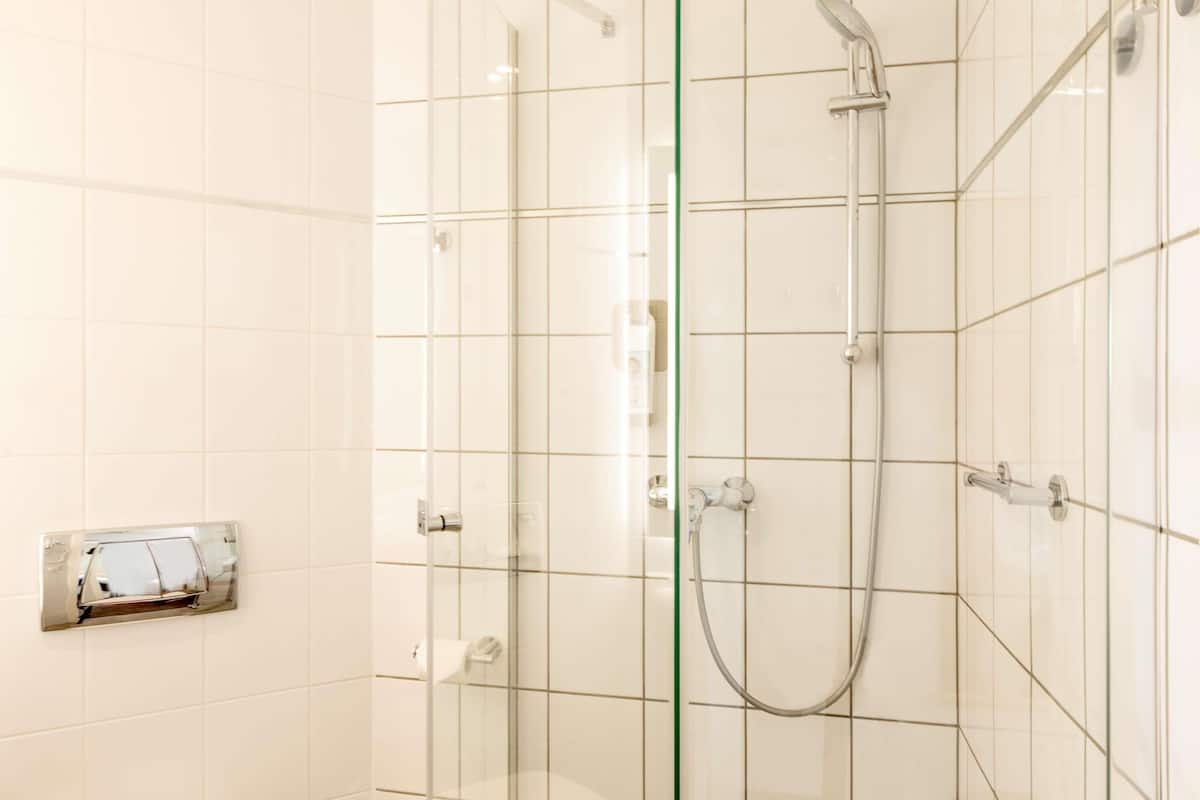 premium bedding, in-room safe, soundproofing, iron/ironing board