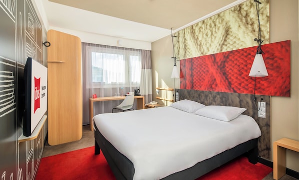 Room, 1 Double Bed (Sweet by ibis) | Blackout drapes, WiFi (free), bed sheets - ibis Warszawa Centrum (Warsaw)