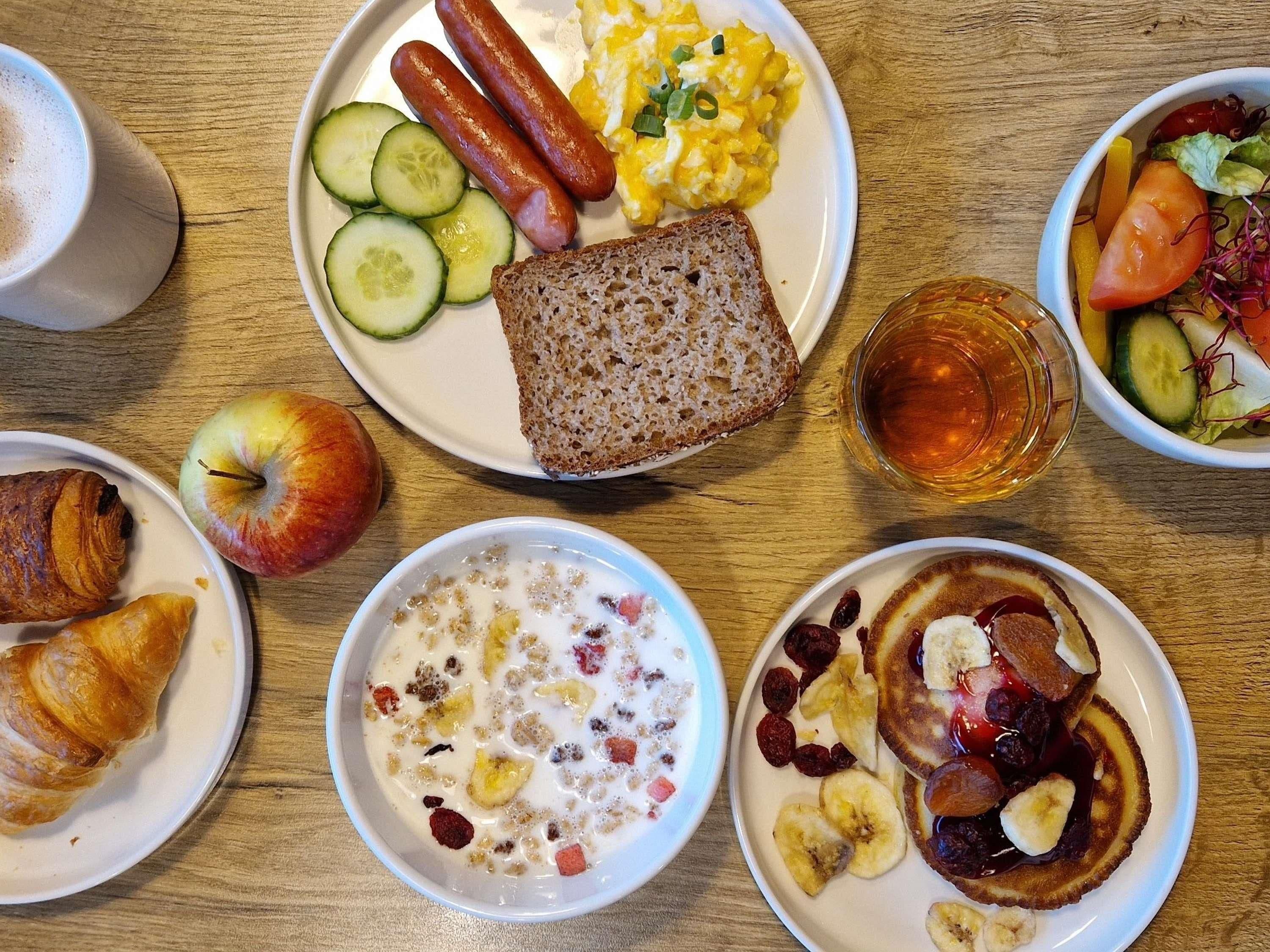 Desayuno buffet todos los días (con cargo) 