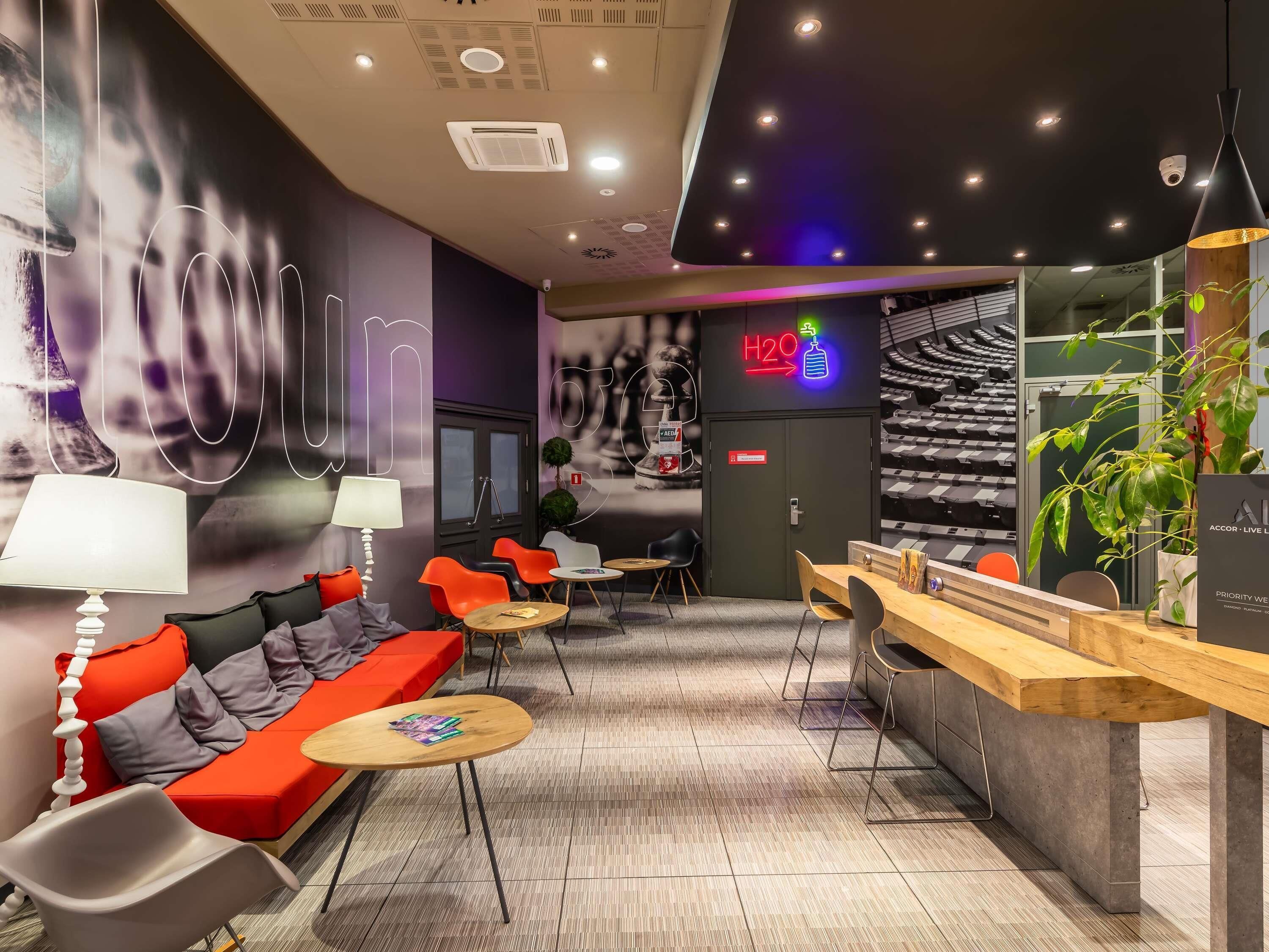 Sala de estar en el lobby