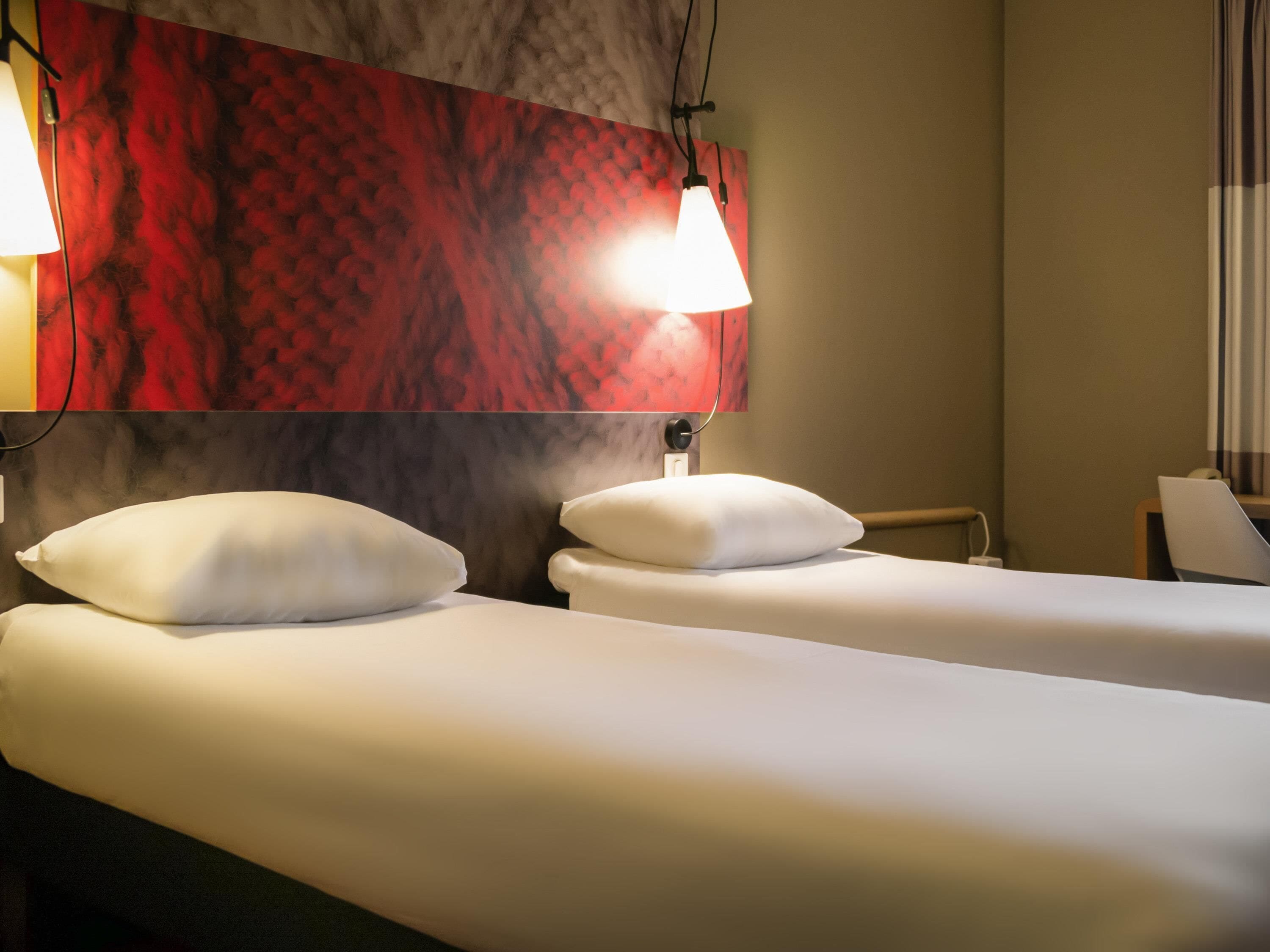 트윈룸, 싱글침대 2개 (New Sleep Easy Concept) | 암막 커튼, 방음 설비, 무료 유아용 침대, 무료 WiFi