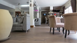 Interior detail - Le Cilaos