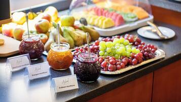 Daily buffet breakfast for a fee