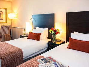 Standard Room, 2 Single Beds | Minibar, in-room safe, desk, soundproofing - Mercure Johannesburg Midrand Hotel (Midrand)