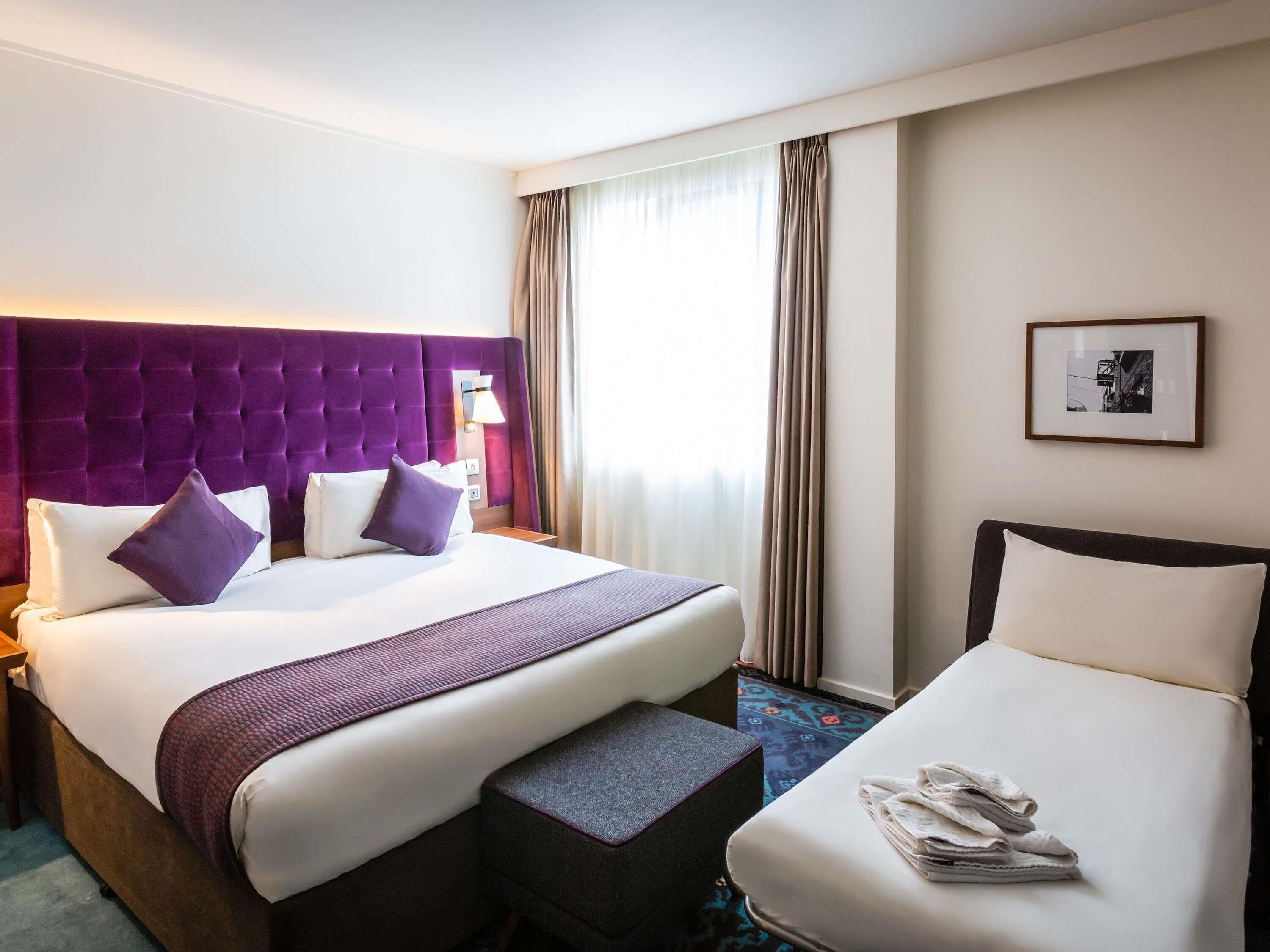 Privilege, Room | Minibar, in-room safe, desk, blackout curtains