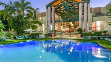Outdoor pool, pool umbrellas, pool loungers