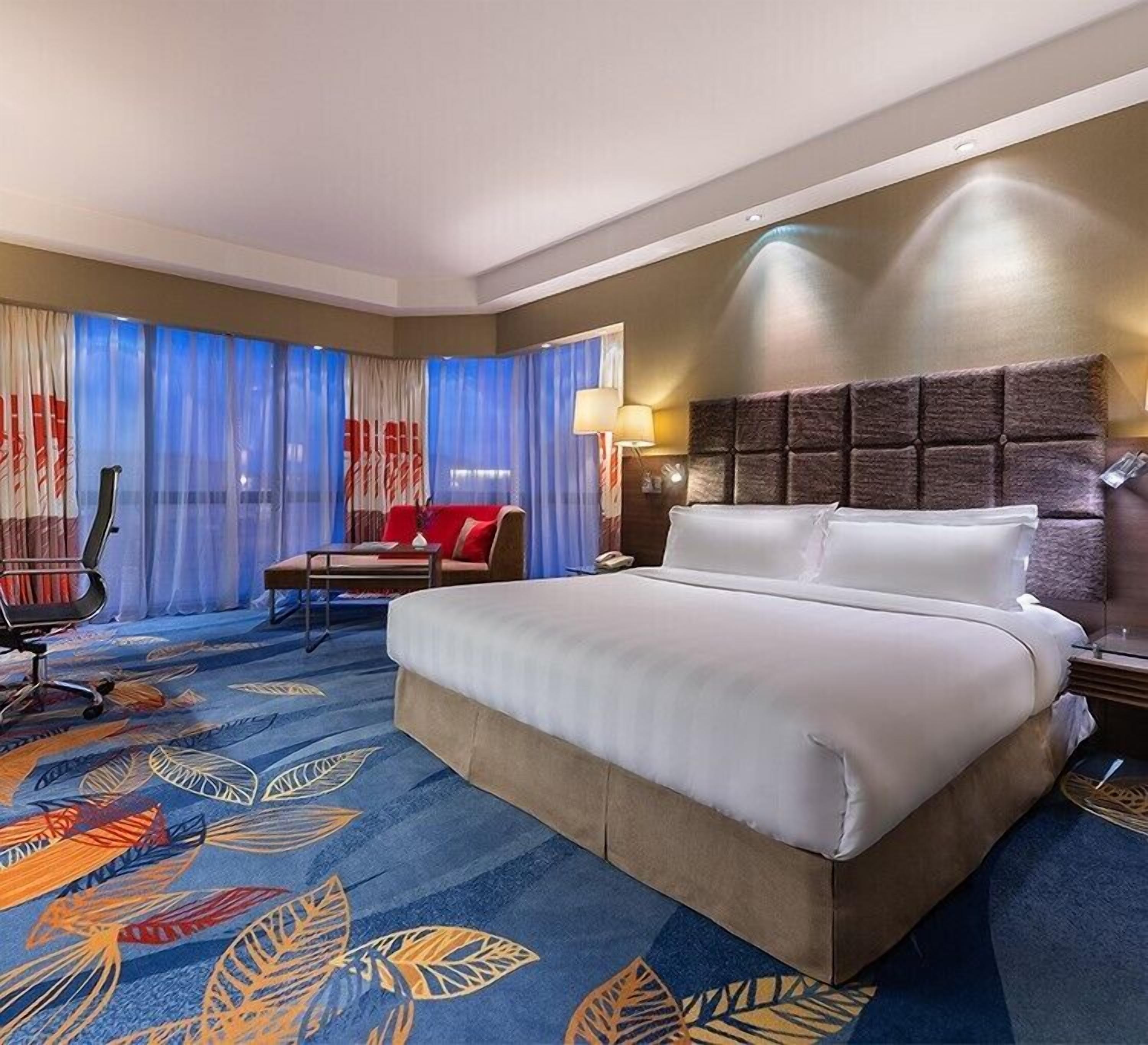 Luksus-dobbeltrom for 1 person | Minibar, safe på rommet, skrivebord og skrivebord for bærbar PC