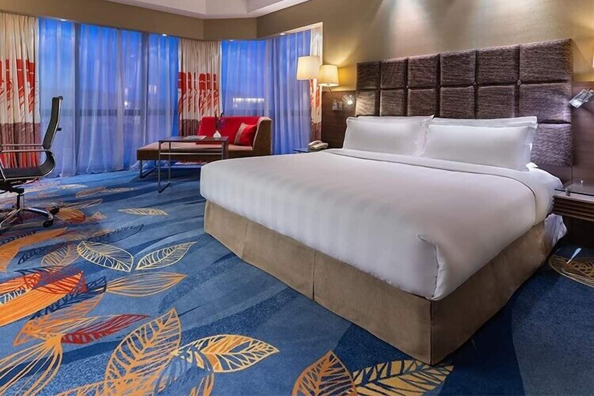 Luksus-dobbeltrom for 1 person | Minibar, safe på rommet, skrivebord og skrivebord for bærbar PC