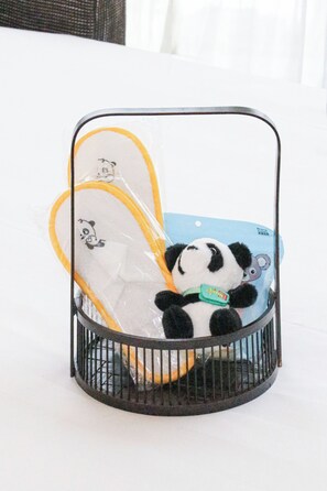 Superior Room, 1 King Bed with Sofa bed | Minibar, in-room safe, desk, blackout curtains - Novotel Beijing Peace (Beijing)