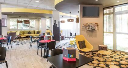 Ibis Styles Dax Center
