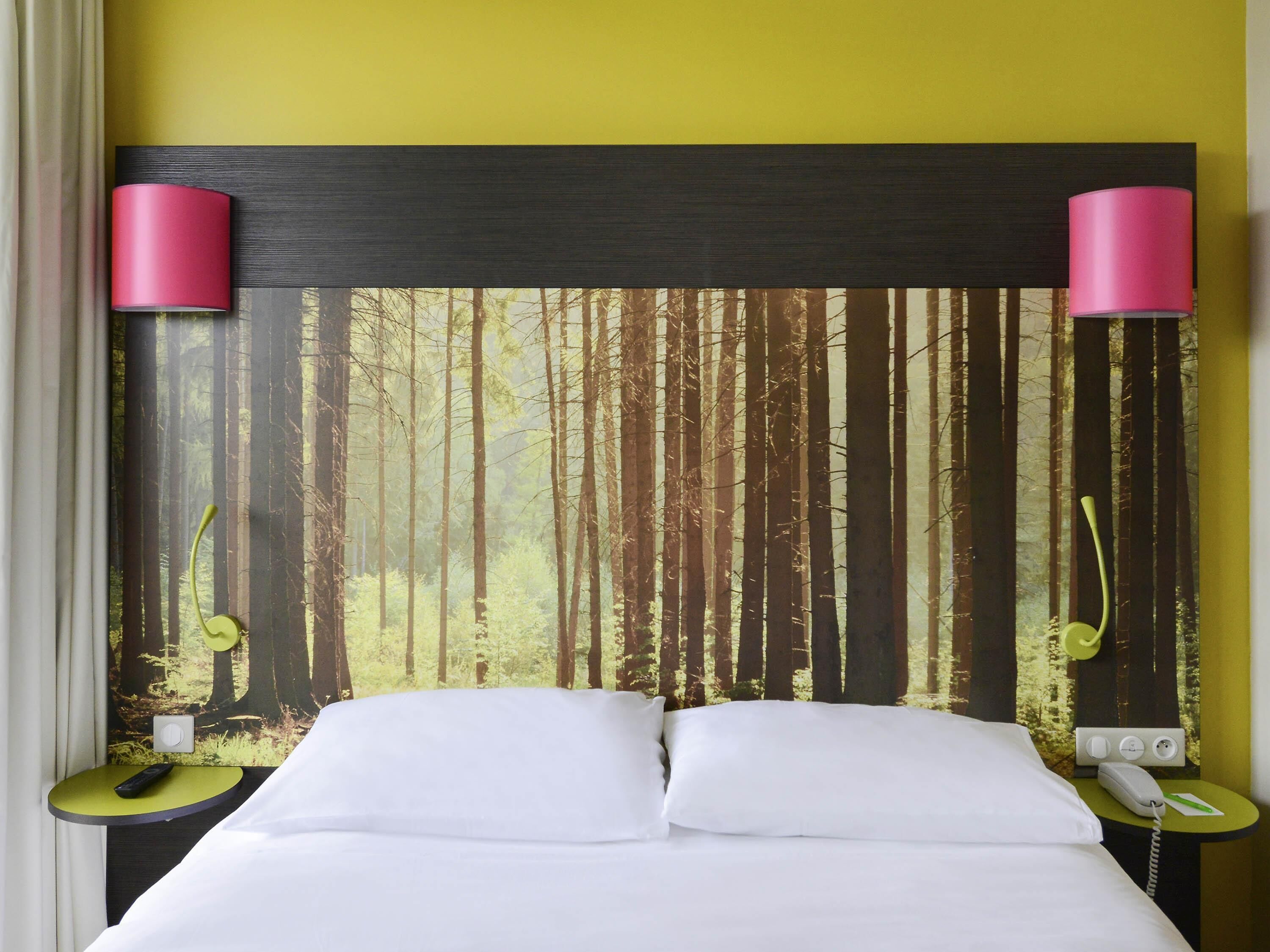 Habitación estándar, 1 cama doble | Ropa de cama de alta calidad, mobiliario individual, escritorio