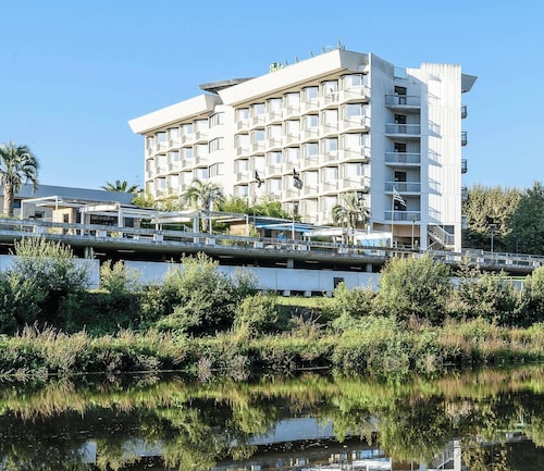 Ibis Styles Dax Center