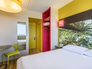 Standard Room, 1 Double Bed | Premium bedding, individually furnished, desk, blackout drapes - Ibis Styles Dax Center (Dax)