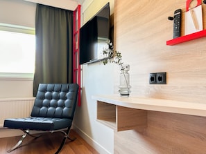 Standaard Twin kamer | Een bureau, verduisterende gordijnen, gratis wifi, beddengoed