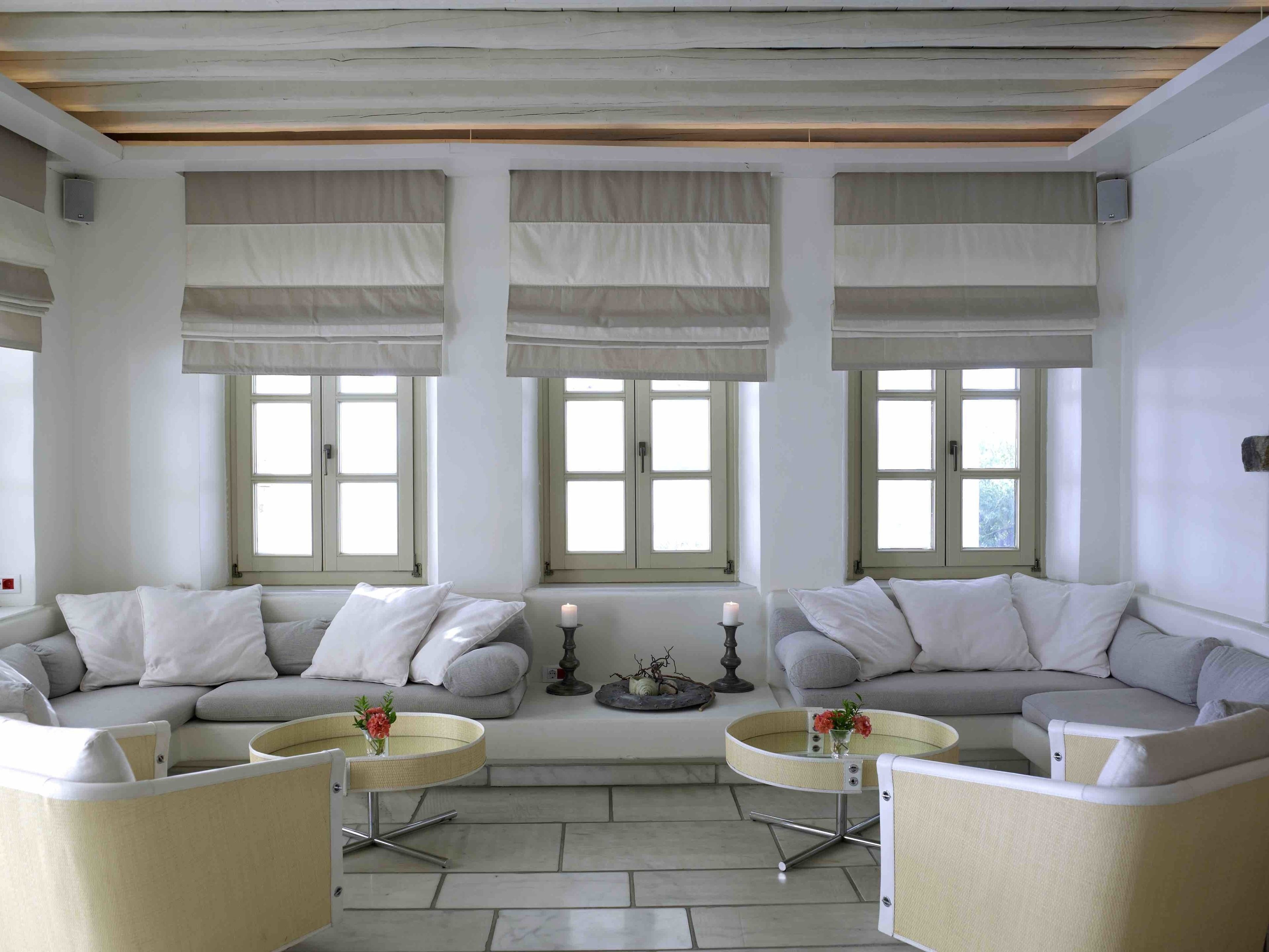 cocktail bar, ocean views