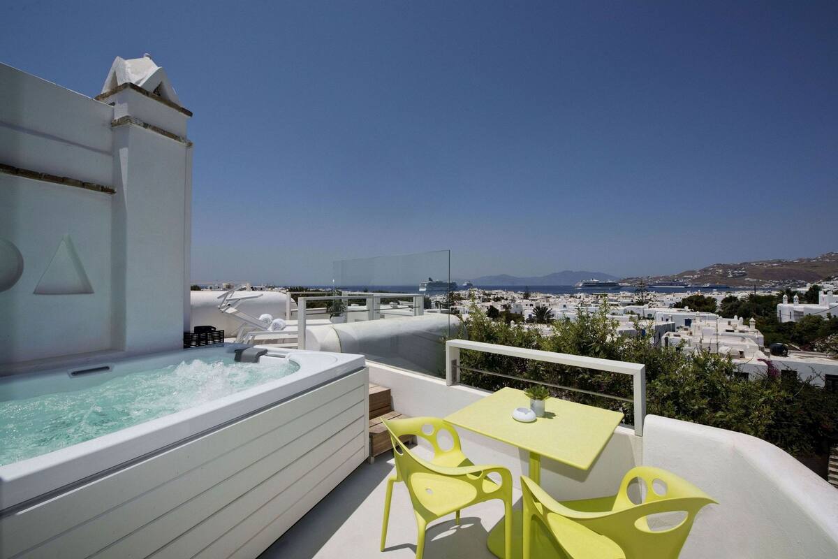 Suite ejecutiva, vista al mar | Vista desde la habitación