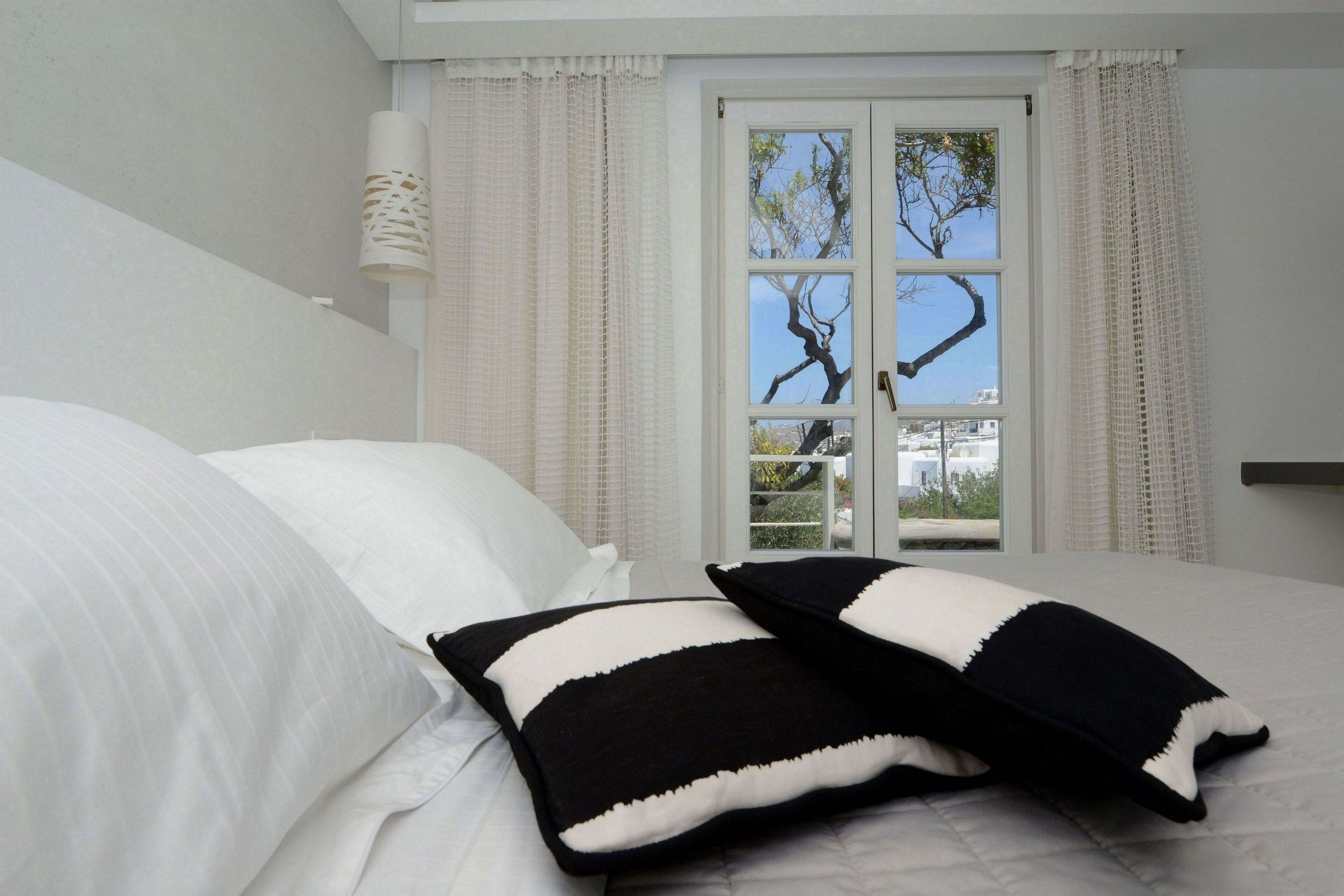 panoramic suite (semeli) | 1 bedroom, minibar, in-room safe, desk