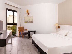 In-room safe, desk, iron/ironing board, free WiFi