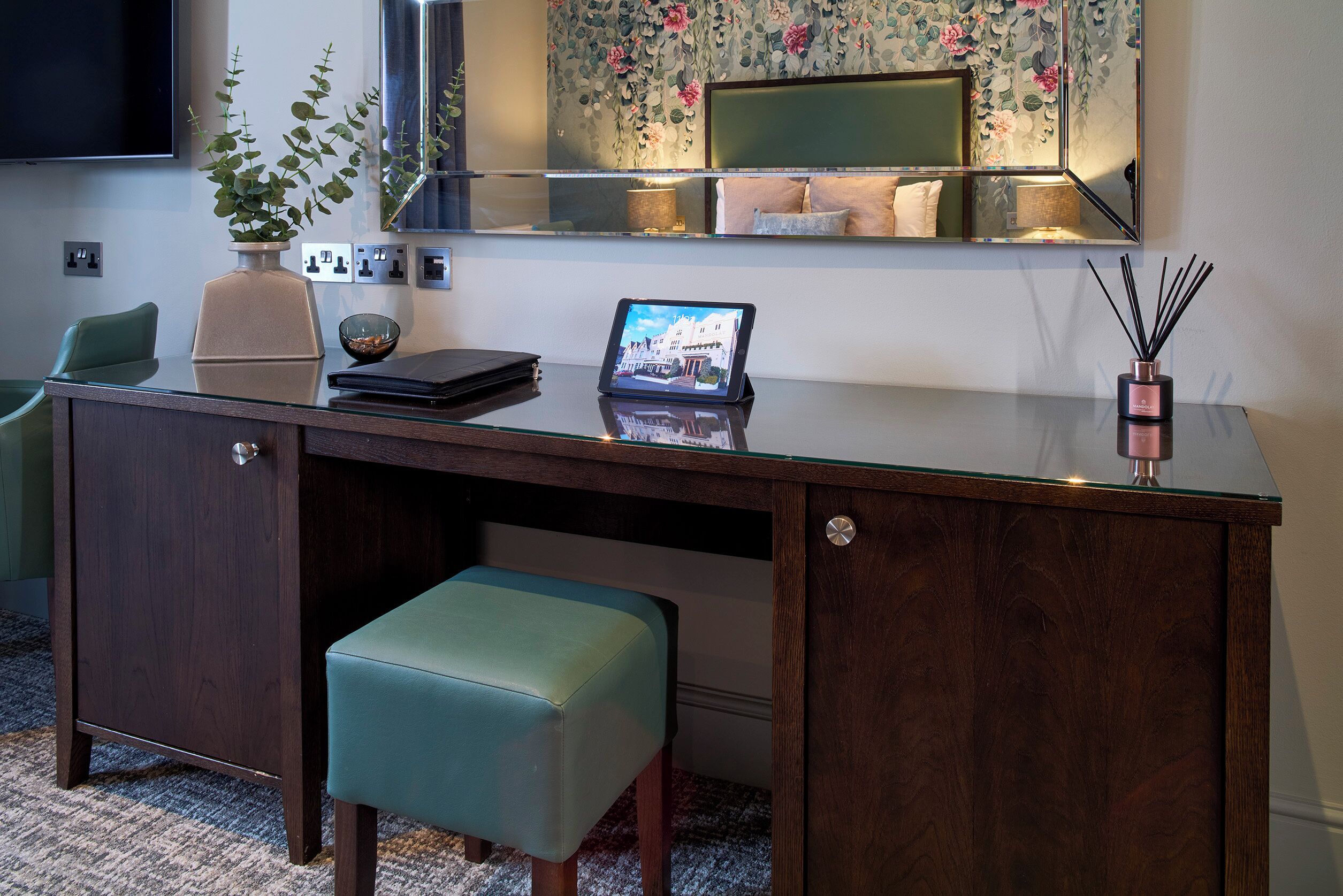 Photo - Mandolay Hotel Guildford