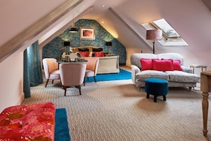 Signature-Suite | Bügeleisen/Bügelbrett, kostenloses WLAN, Bettwäsche
