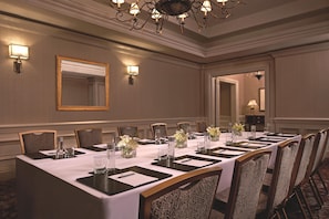 Meeting facility