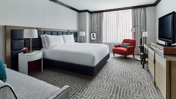 Egyptian cotton sheets, premium bedding, down comforters, minibar