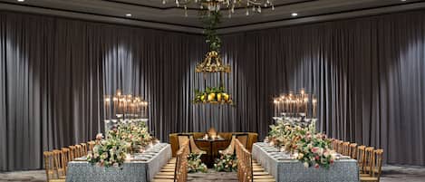 Banquet hall