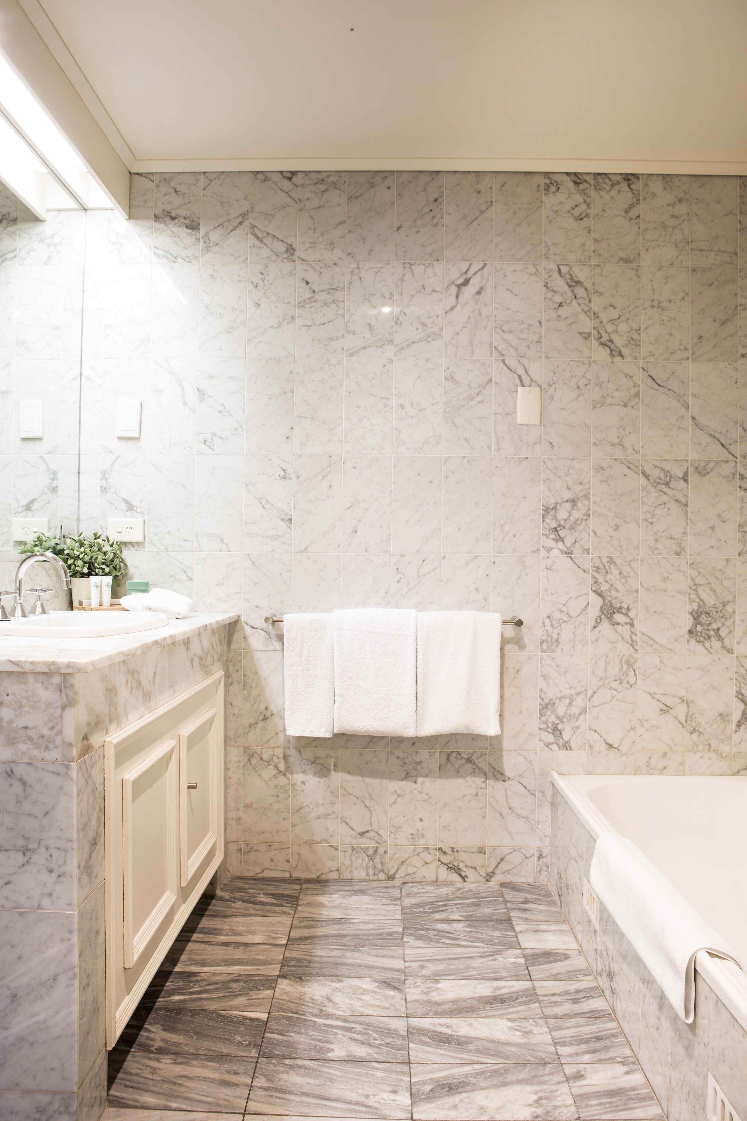 separate bathtub and shower, free toiletries, hair dryer, towels