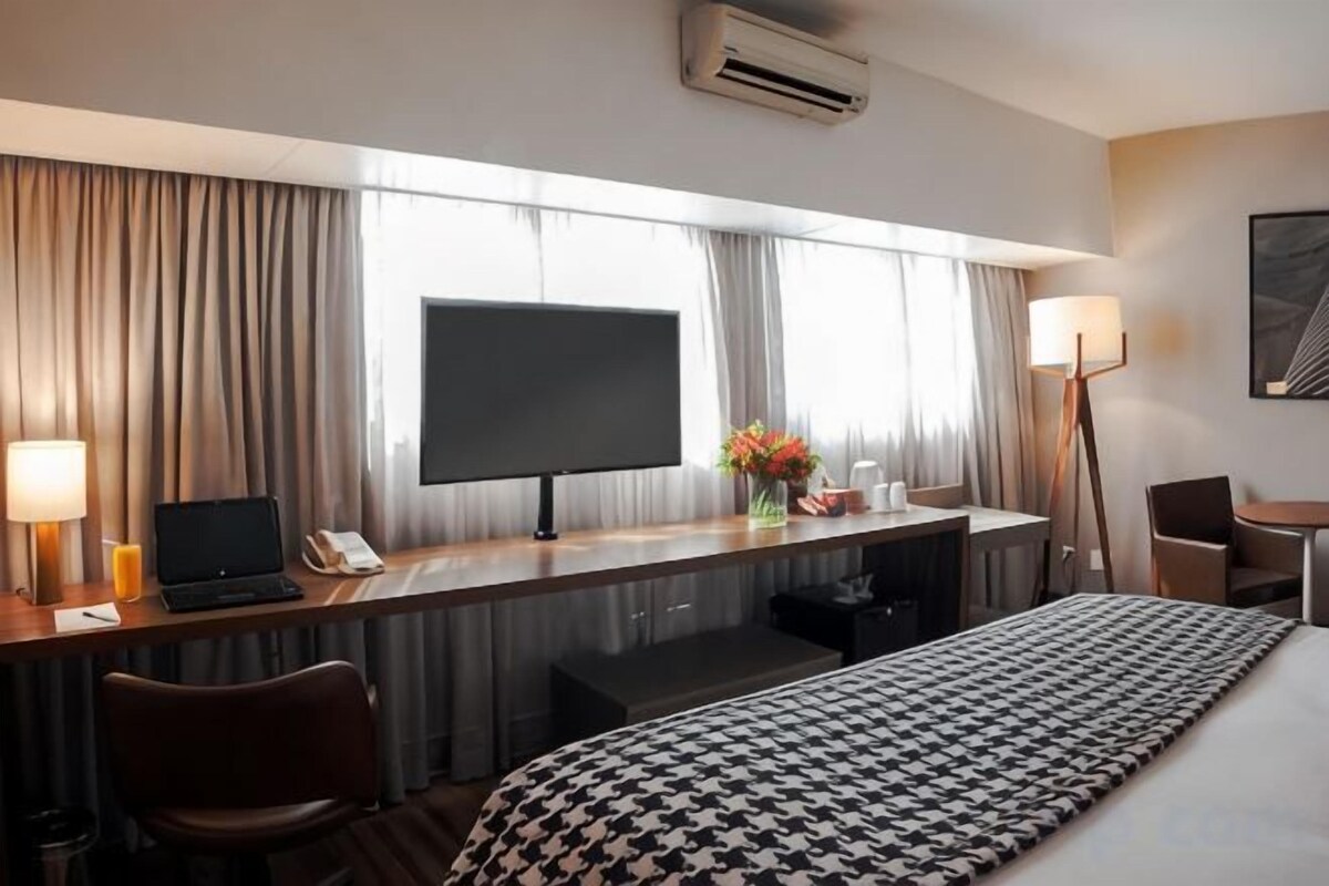 Royal King Room