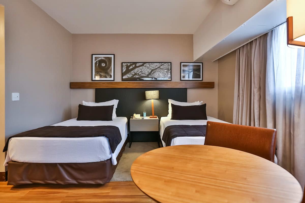 Premium Twin Room, 2 Single Beds | Minibar, in-room safe, desk, blackout curtains